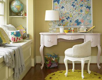 girls Bellamy journaling and vanity desk