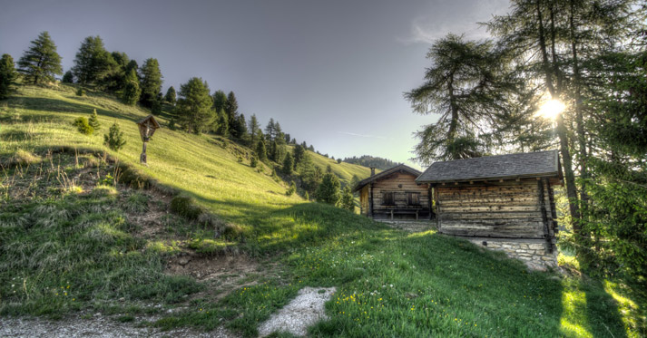 mountain cabin ideal location for a vacation