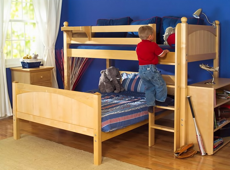 Maxtrix perpendicular bunk bed in natural wood color