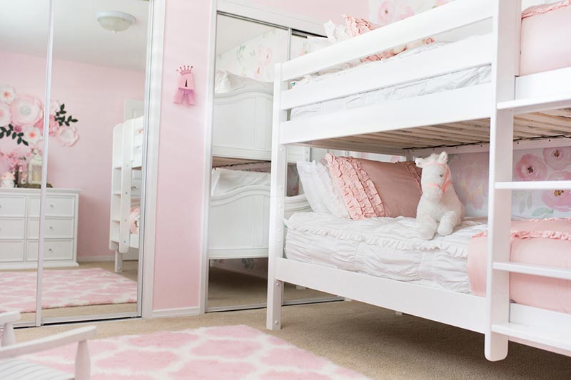 white girls bedroom Maxtrix decorated bunk bed
